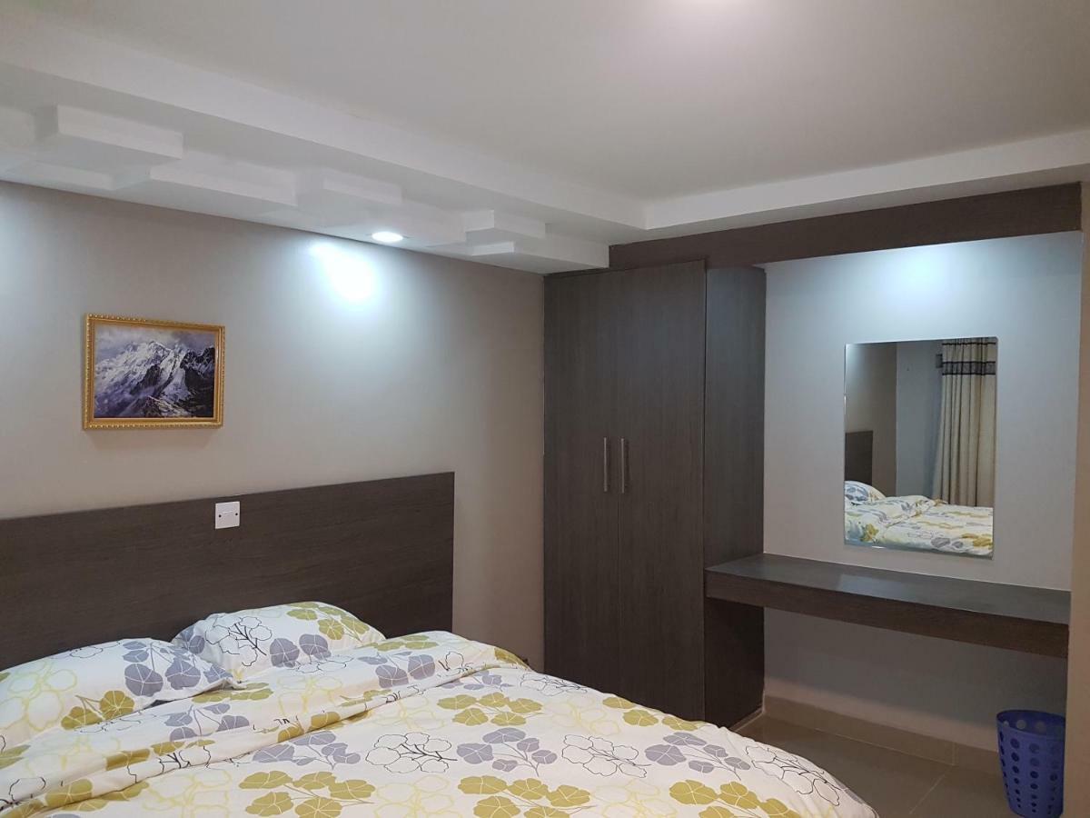 Adala Motel Meru Екстер'єр фото