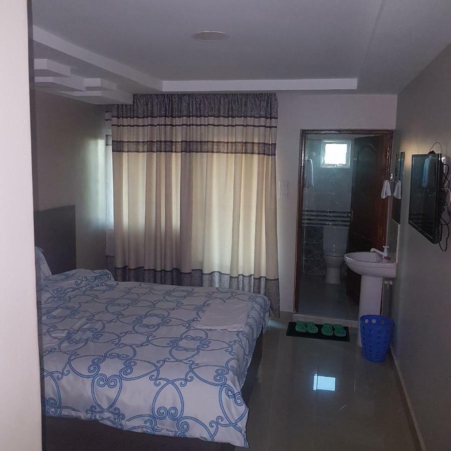Adala Motel Meru Екстер'єр фото